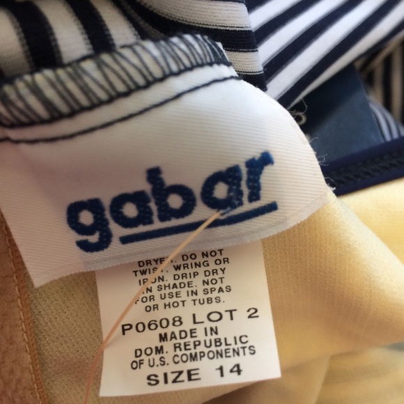 14 🆕 Gabar Swimsuit Top - Picture 7 of 7